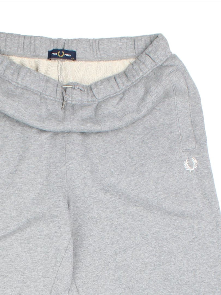 Fred Perry Joggers (Size XL)