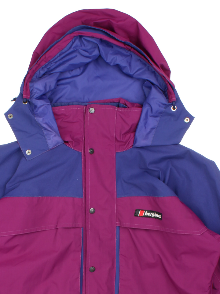 90's Berghaus Mera Peak Gore-Tex Amazon Jacket (Size S)