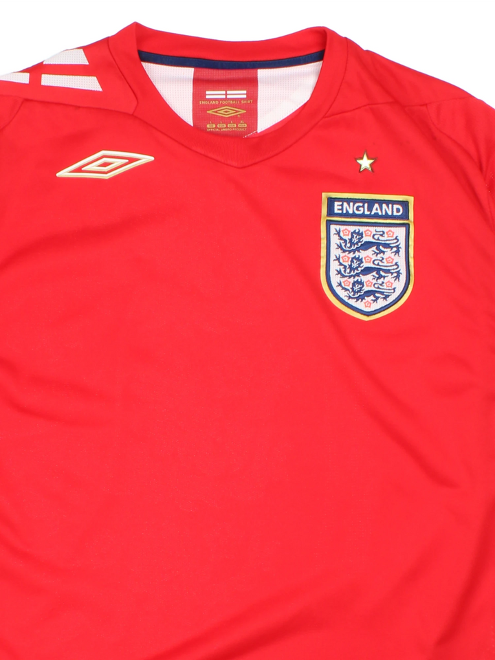 06-08 Umbro England Home Football Shirt (Size S)