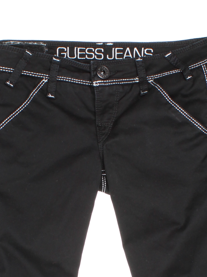 Y2K Embellished Capri Guess Jeans (Size L)