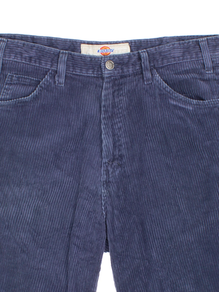 Dickies Corduroy Shorts (Size L)