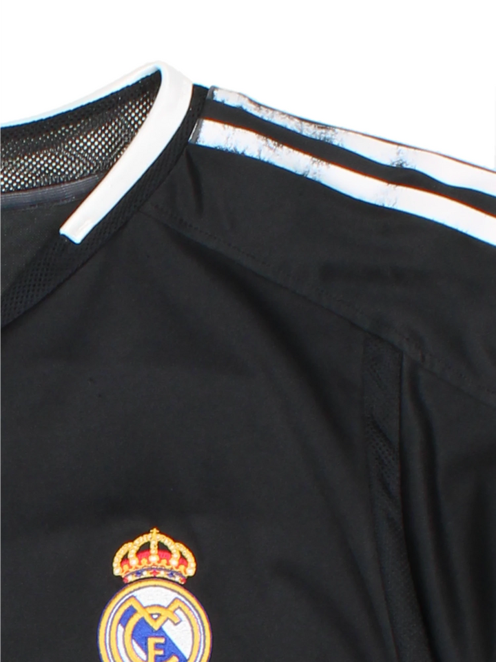 04-05 Adidas Real Madrid Away Football Shirt (Size M)