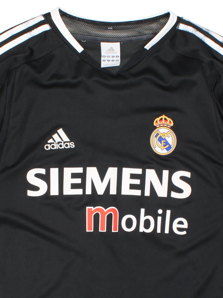 04-05 Adidas Real Madrid Away Football Shirt (Size M)