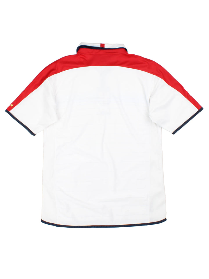 03-05 Umbro England Home Reversible Football Shirt (Size L)