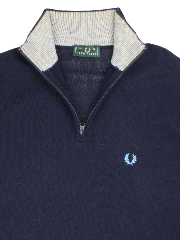 Fred Perry 1/4 Zip Jumper (Size XL)