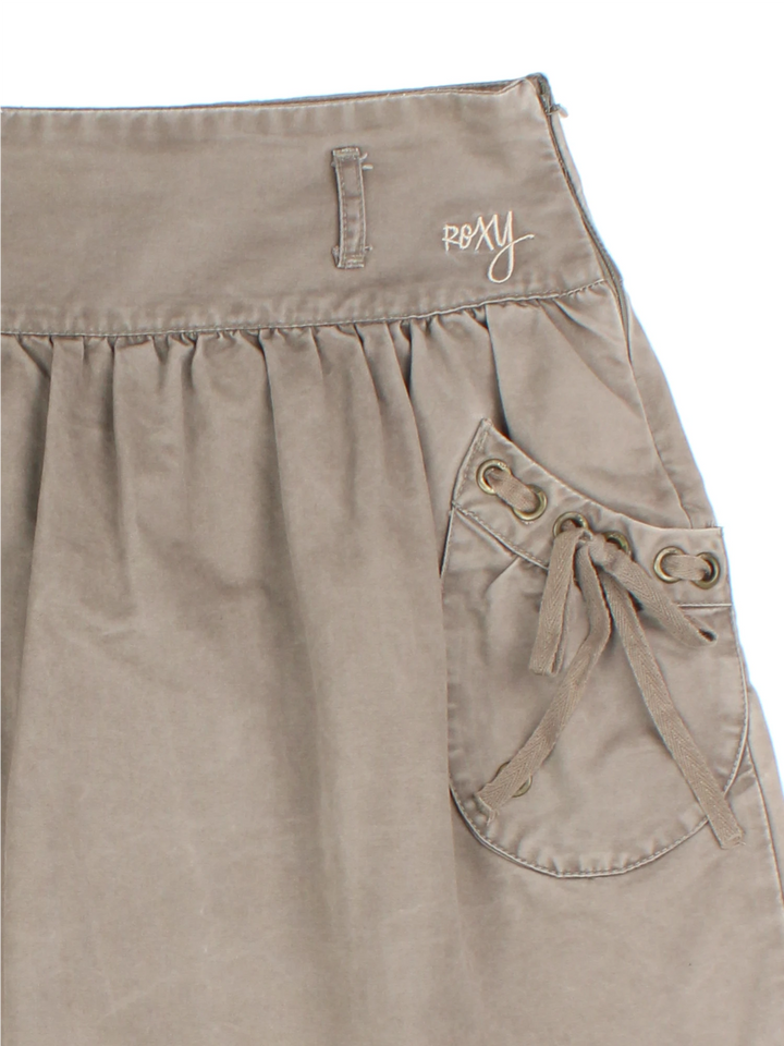 Y2K Roxy Mini Skirt (Size L)