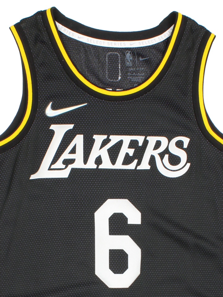 Nike LA Lakers LeBron James NBA Jersey (Size M)