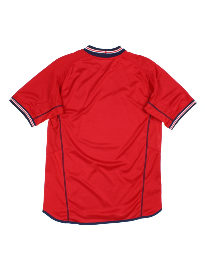 02-04 Umbro England Reversible Away Football Shirt (Size M) - VintageFolk