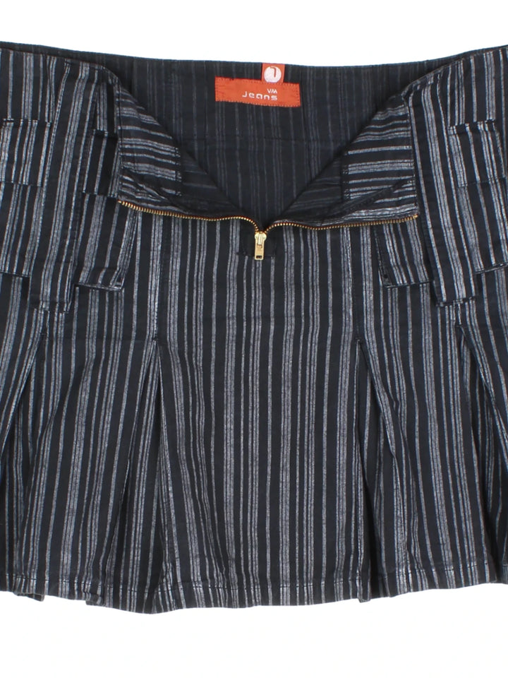 Y2K Pleated Stripe Mini Skirt (Size L) - VintageFolk