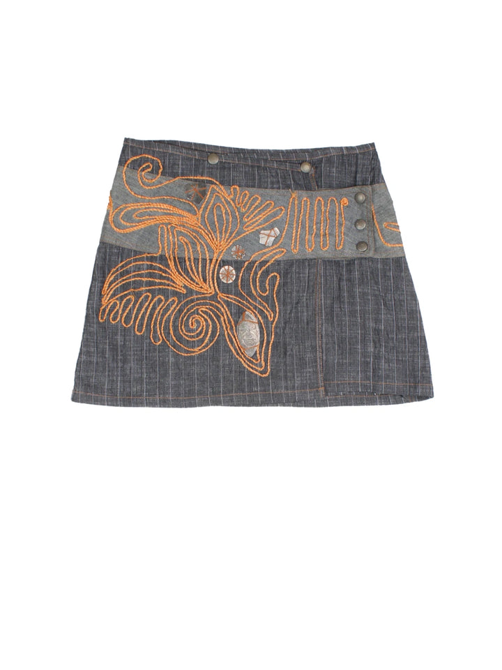 Y2K Save The Queen Embroidered Mini Skirt (Size L) - VintageFolk