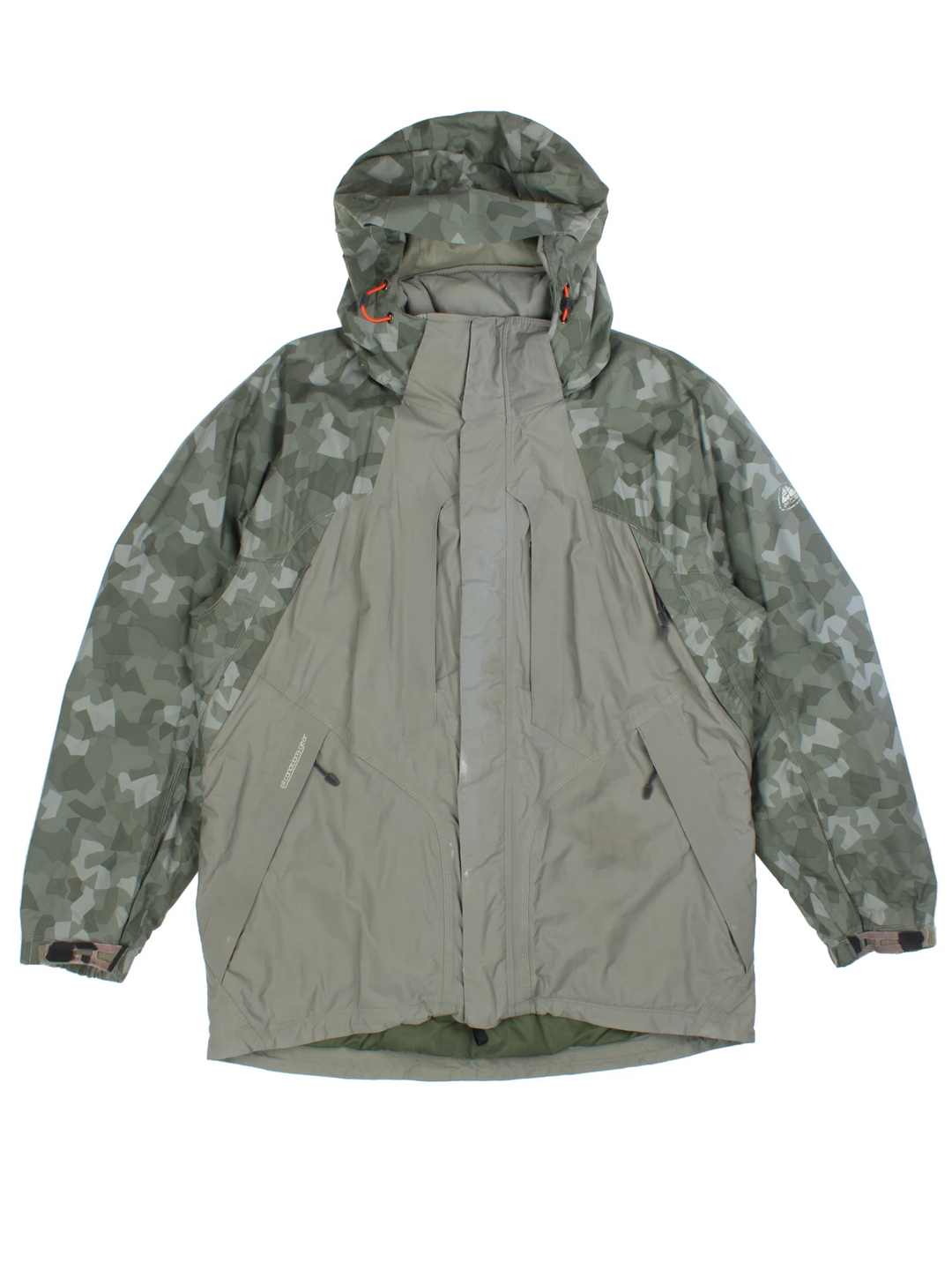 Nike ACG Camo Stormfit Jacket (Size L) - VintageFolk