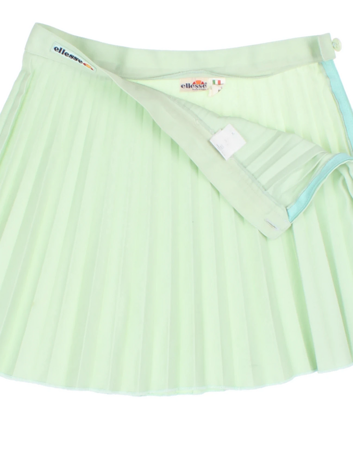 90's Ellesse Tennis Skirt (Size S)