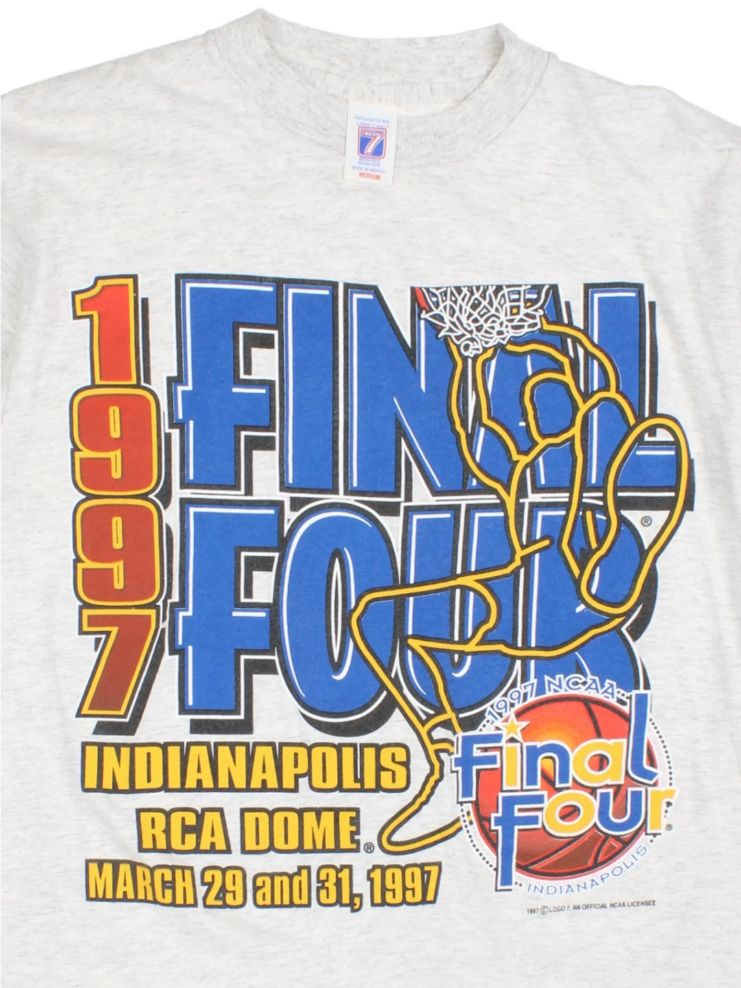 97 Final Four Basketball Graphic T-Shirt (Size S)