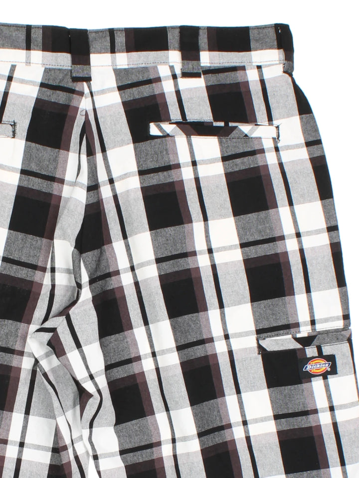 Dickies Checked Shorts (Size L)