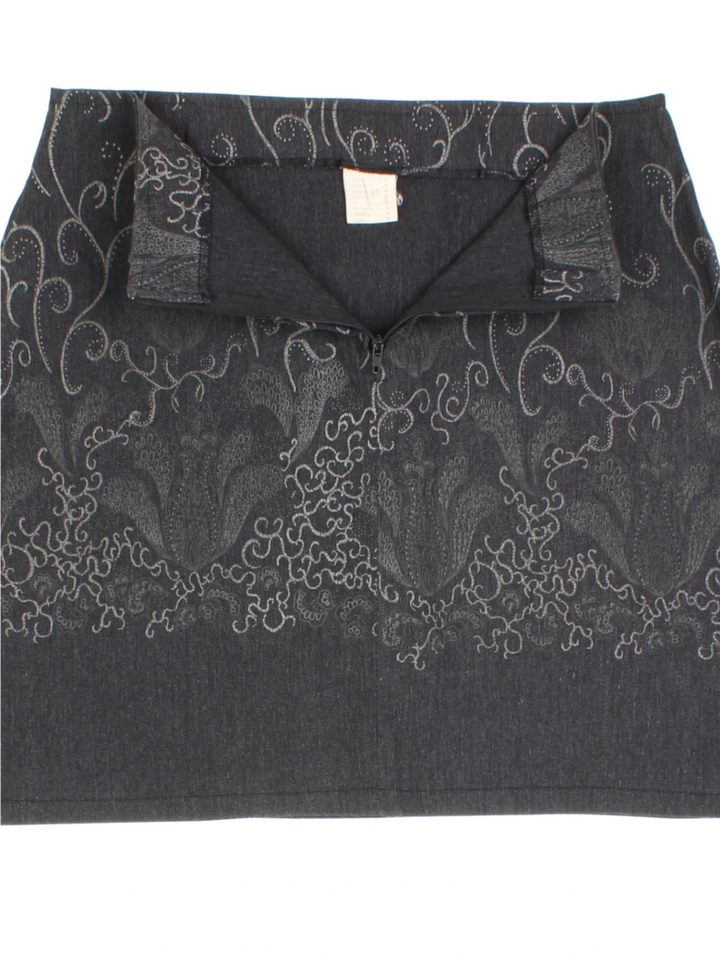 90's Printed Mini Skirt (Size M)
