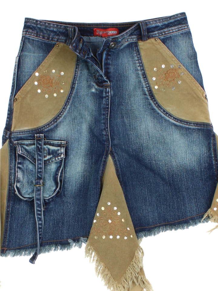 Y2K Denim Skirt (Size M)
