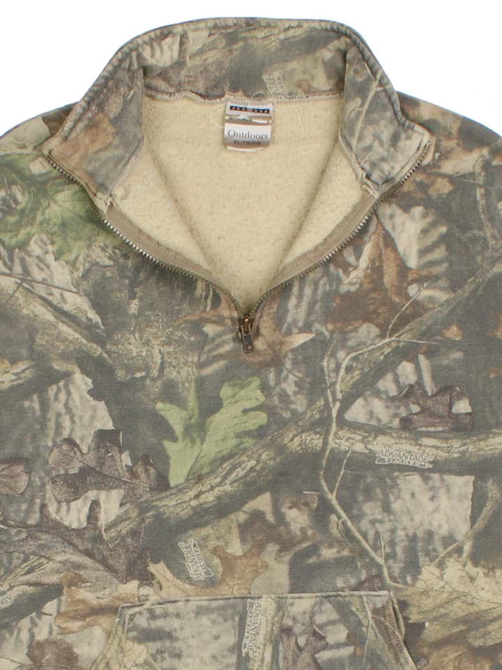 Real Tree 1/4 Zip Sweatshirt (Size L)