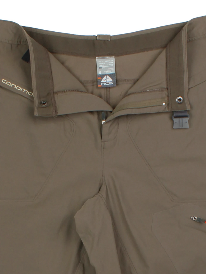 Nike ACG Shorts (Size S)
