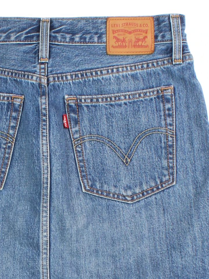 Levi Strauss Denim Skirt (Size M)
