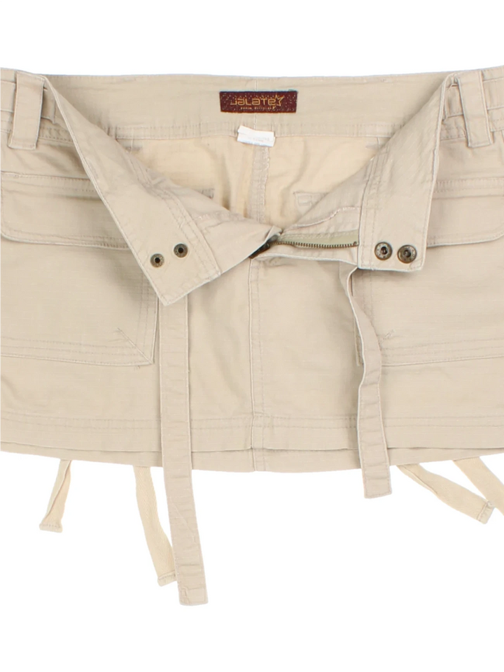 Y2K Mini Skirt (Size M)