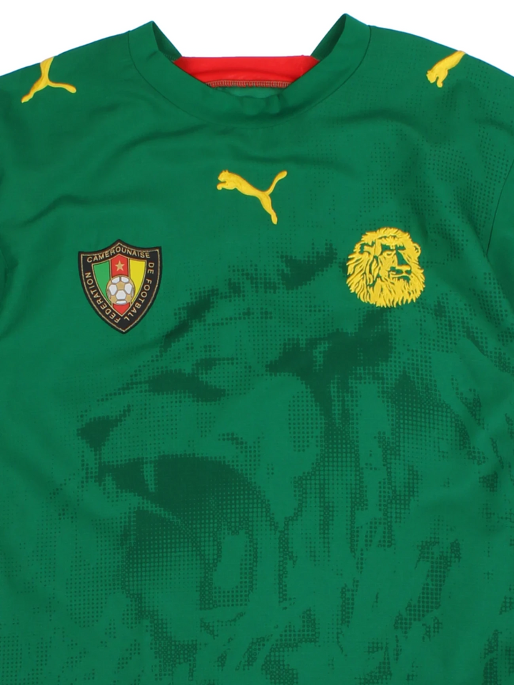 06-08 Puma Cameroon Home Football Shirt (Size M)