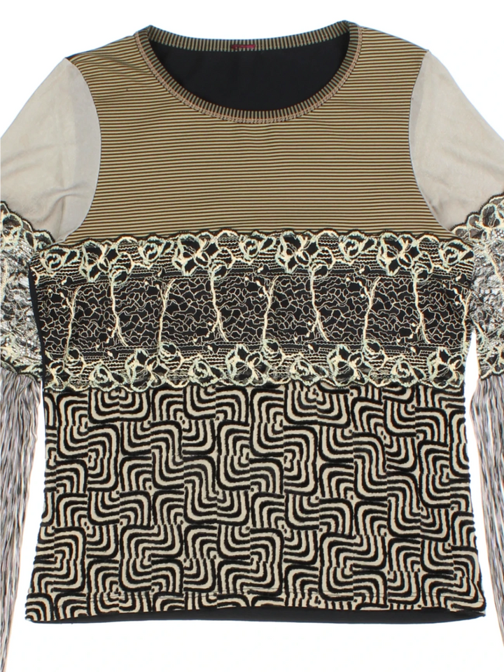 Y2K Save The Queen Graphic Top (Size L)