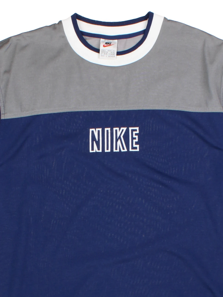 90's Nike T-Shirt (Size L)