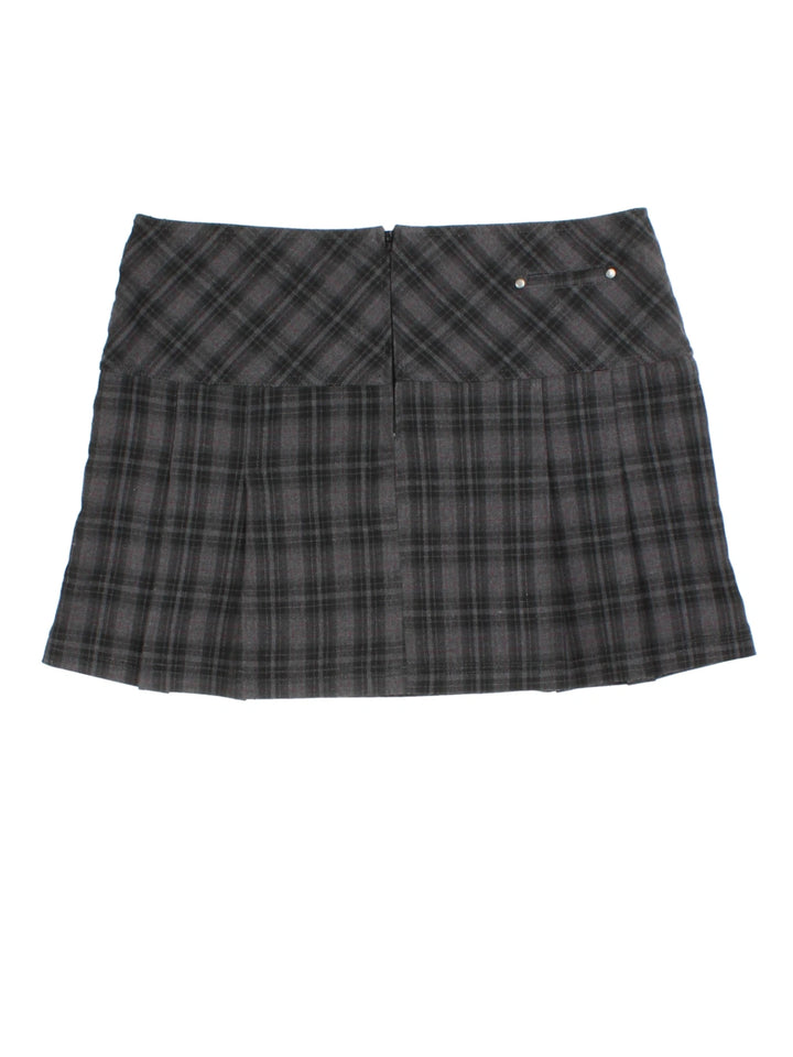 Y2K Plaid Mini Skirt (Size L)