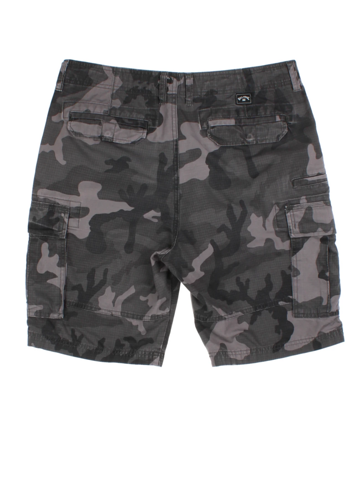 Billabong Camo Cargo Shorts (Size L)