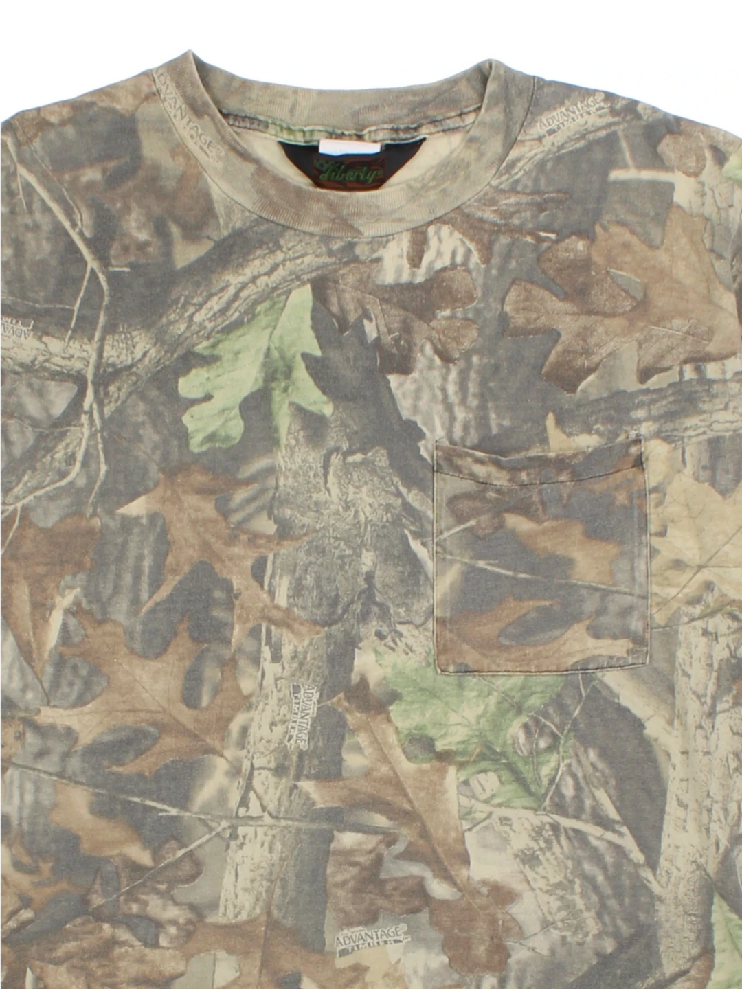 Real Tree Camouflage T-Shirt (Size M)