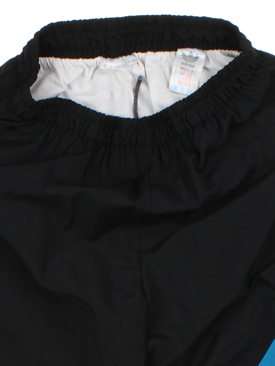 90's Adidas Shorts (Size S)