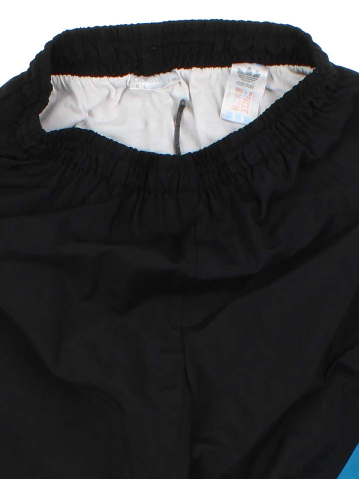 90's Adidas Shorts (Size S)