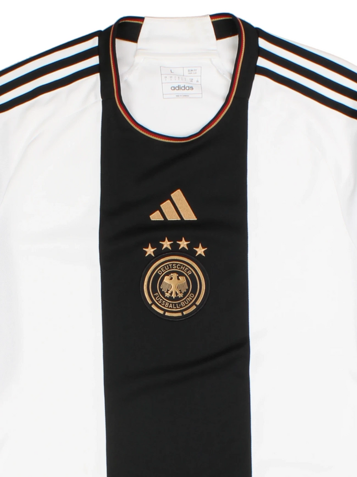 22 Germany Home Football Shirt (Size L)