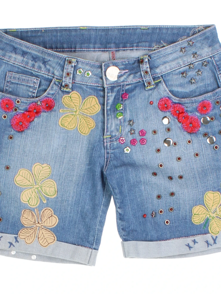 Y2K Studded Denim Shorts (Size L)