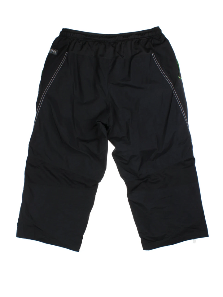 00's Nike 3/4 Length Shorts (Size L)