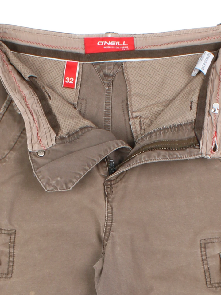 00's O'Neill Cargo Shorts (Size L)
