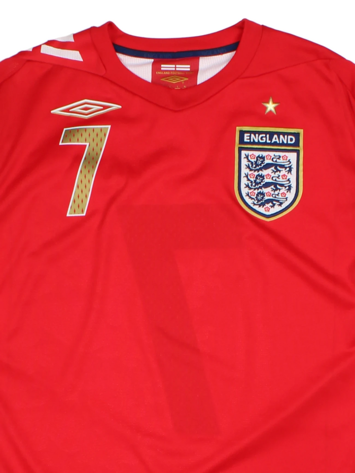 06-08 Umbro England Away Football Shirt (Size M)