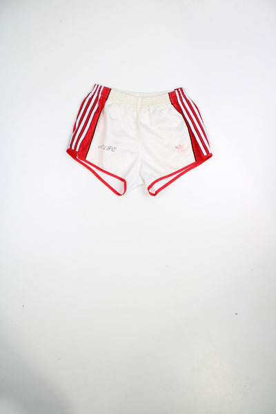 Vintage Adidas 80s/90s Manchester United home shorts.
