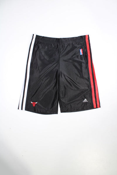 Adidas NBA Chicago Bulls basketball shorts with drawstring.