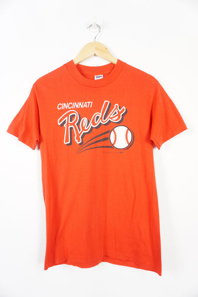 Vintage 1987 Cincinnati Reds MLB graphic print T-shirt good condition- slight signs of cracking on print Size in Label: M -would fit more like a small 