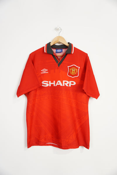 1994-96 Manchester United Cantona home football shirt, by Umbro. Embroidered badge and raised sponsors