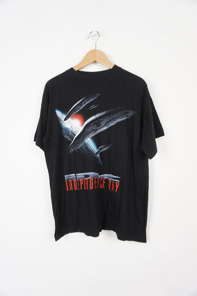 Vintage 1996 Independence Day single stitch t-shirt with graphic on the front