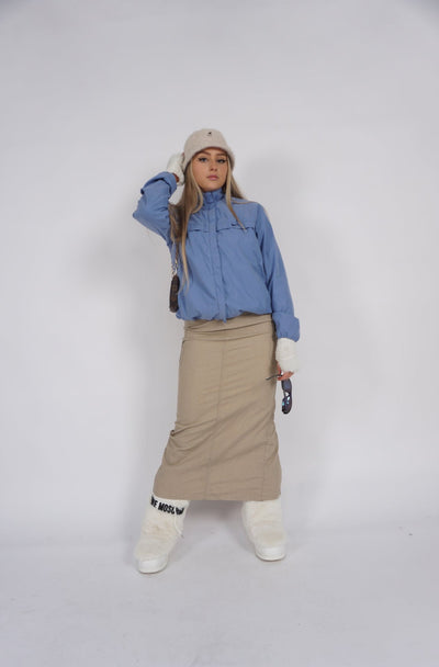 Vintage Y2k style tan cargo maxi skirt with zip up pockets on the side 
