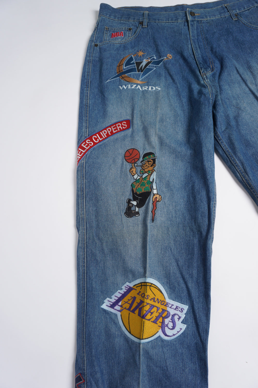 Vintage NBA Unk Official Patch Jeans