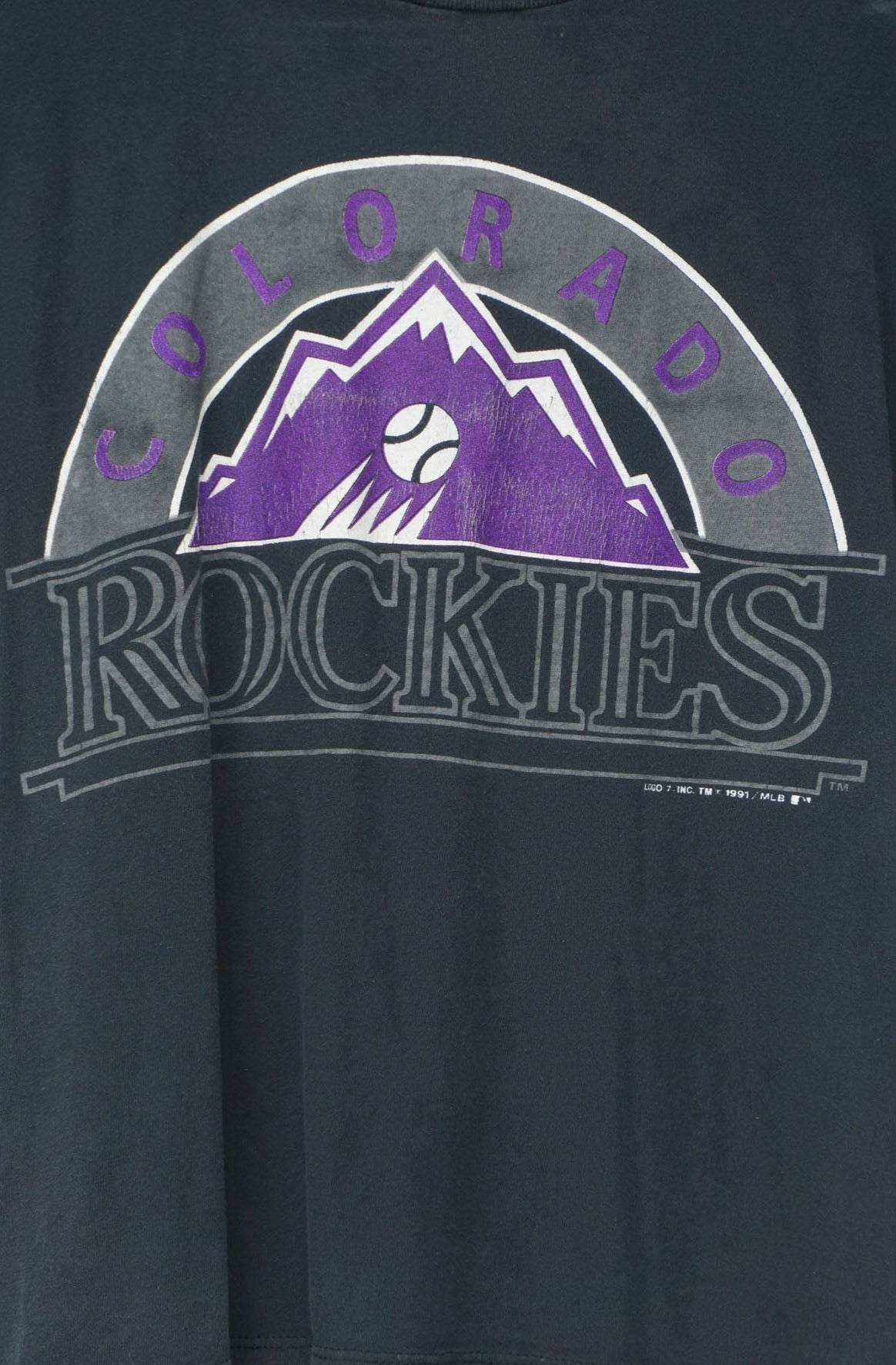 Vintage Rockies. T-shirt