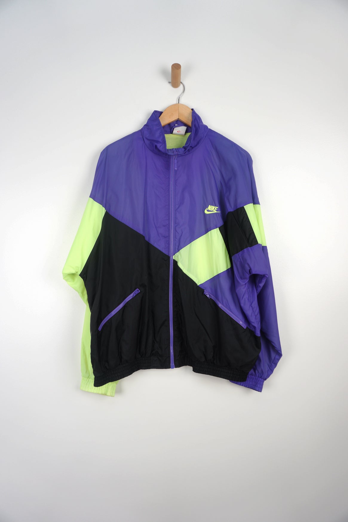 Vintage Nike Clothing | Retro Jackets, Hoodies & Tracksuits