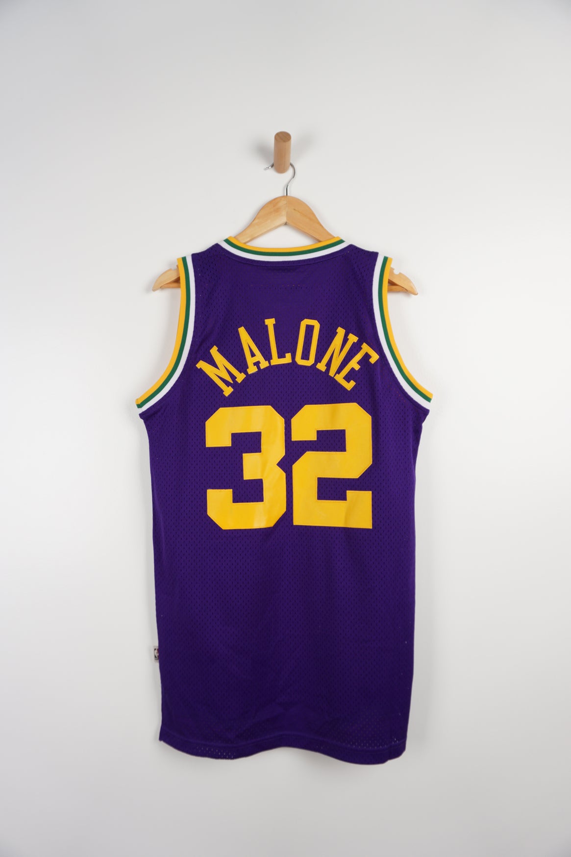 Vintage Champion Utah Jazz Karl Malone #32 Purple Jersey Size 48